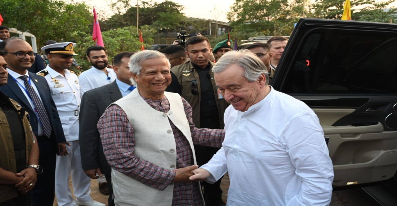 সেনাবাহিনীর নিরাপত্তা ব্যবস্থাপনায় এফডিএমএন শিবিরে মহাসচিবের ইফতার