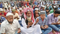 শান্তি কামনায় মোনাজাতের মধ্য দিয়ে শেষ হয়েছে বিশ্ব ইজতেমার প্রথম ধাপ