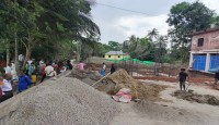 নোয়াখালীতে মসজিদের ভবন নির্মাণ নিয়ে বিরোধ: সহকারী হিসাব রক্ষককে মারধর