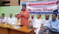 পটিয়ায় সাবেক এমপি গাজী শাহজাহান জুয়েল ঈদের শুভেচ্ছা বিনিময় করেন
